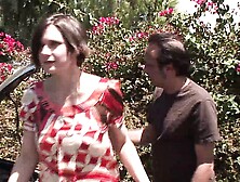 Studentin laesst sich auf sexparty von fuenf typen ficken und besamen