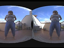 Vr Video Girl Pissing Outdoor In Jeans