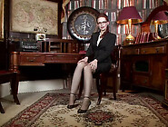 Older lady in a old-timey room