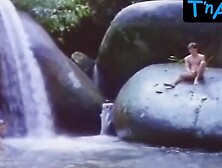 Gabriela Alves Breasts Scene  in Sonhos De Menina Moca