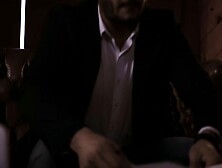 Suicidal college teen visits her teacher at his home