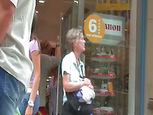 Non-Nude Street Video Of An Insanely Sexy Girl