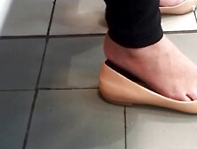 Candid Flats w/ Lovley Toe Cleavege