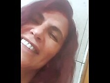 Previous to the bathroom Melissa Devassa sensualizes for the client