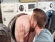 I Fuck My Stepmom Stuck In The Washing Machine And Give Her A Cream Pie - Steve Rickz