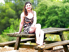 Aurora,  39 years old,  passionate about France!