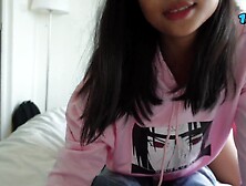 18 Years Old Asian Amateur Try To Deepthroat For The First Time