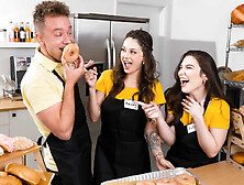 Biz Up Front, Party In the Back Video With Van Wylde, Maddy May, Lily Lou - Brazzers