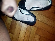 Cum On Wifes Stinky Pumps