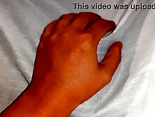 Hawt muff diving underneath the covers