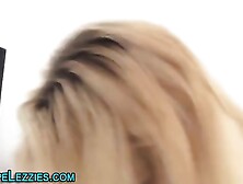 Real Lezbos Fingers Deep