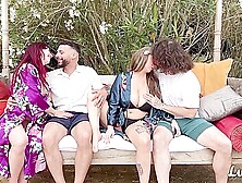 Full House Of Love Of 3 Filthy Swinger