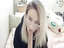 teen 18+ plays her banjo an then sucks your dick