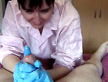 Handjob With Gloves - Tacamateurs