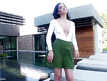 Smokin' Hawt Real Estate Agent Gia Page Does Anal to Make a Deal