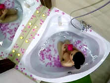 Having Intercourse in the bathtub - Solo