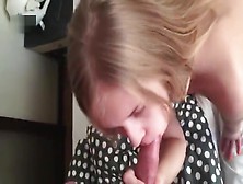 Amateur Blonde Loves To Suck