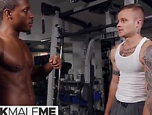 Inked White Guy Is Fucked In The Gym By A Black Trainer