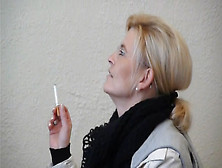 Smoking Mature