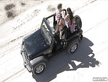 Magnificent Jennifer White Getting Nailed In A Car