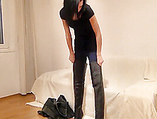 Victoria Tries On Boots