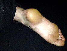 Two cumshots on her feet