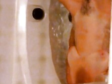 Spying my mom fingering in bath
