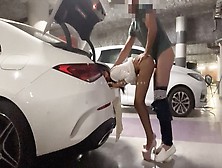 Angela Doll - Full Anal : Un Mec M'encule A Sec Comme Une Chienne Dans Un Parking Sous Terrain