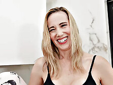 I Make Her Rich,  She Makes Me Orgasm