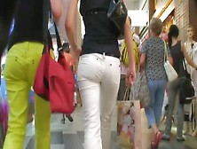 Beautiful teen babes with sexy walks (18+)