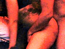 Câmera noturna ligada e veja o que aconteceu! Uma bela foda com puxão de cabelo e um ass sex gostoso