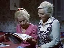 Vintage Teen Enjoys A Midnight Assignation !