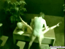 Office dong lady spreads her legs