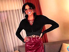 Cute nympho's skirt movie