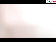 Golden-haired Hotty Gets an Climax From Giving a kiss