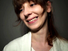 Amateur girl Luna Dark sucks and rides thick throbbing cock in POV