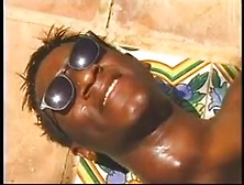 LEE NOVER 11 IN SEARCH OF TIGHTEST HOLE