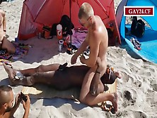 Amateurs Fucking In The Public Beach