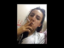 Younow Girl Smoking 58 Sevafato. Wmv