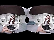 Paula Shy' s beautiful VR video