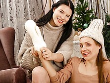 Cherry Black and Miley Muray are enjoying scissoring so much