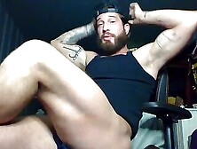 Thick Guy On Cam