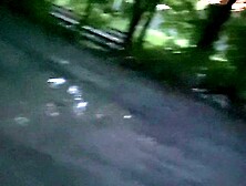 Когда внезапно захотелось подрочить,  а дома мама