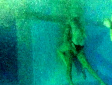 Couple Masturbating Underwater Hidden Cam