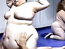 Granny Orgy with BBW Beauties Eating Pussy and Using Dildo