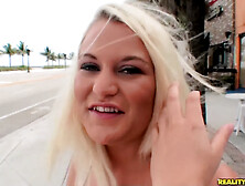 Lexi Stone, Sammie Rhodes And Lux Kassidy In Tri Titty