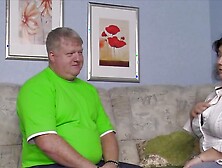 2 Freunde ficken die Nachbarin,  deutscher Porno