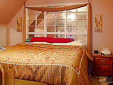 Elay Smith masturbates just for YOU.