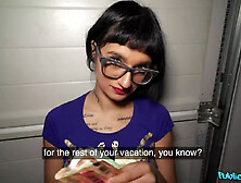 Candy Scott gives up her French pussy for some cash