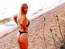 The sexiest youtuber everytime in underwear (fap edit)